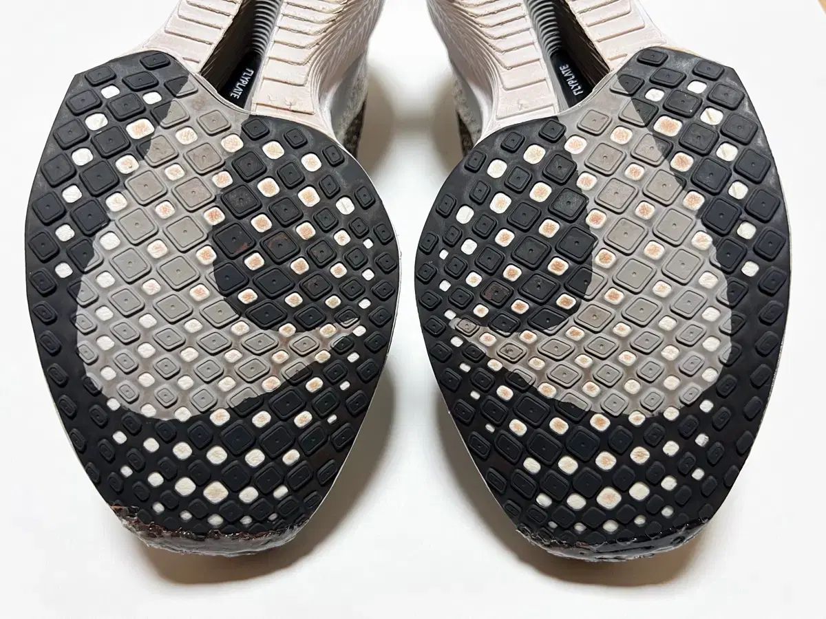 NIKE ヴェイパーフライ3