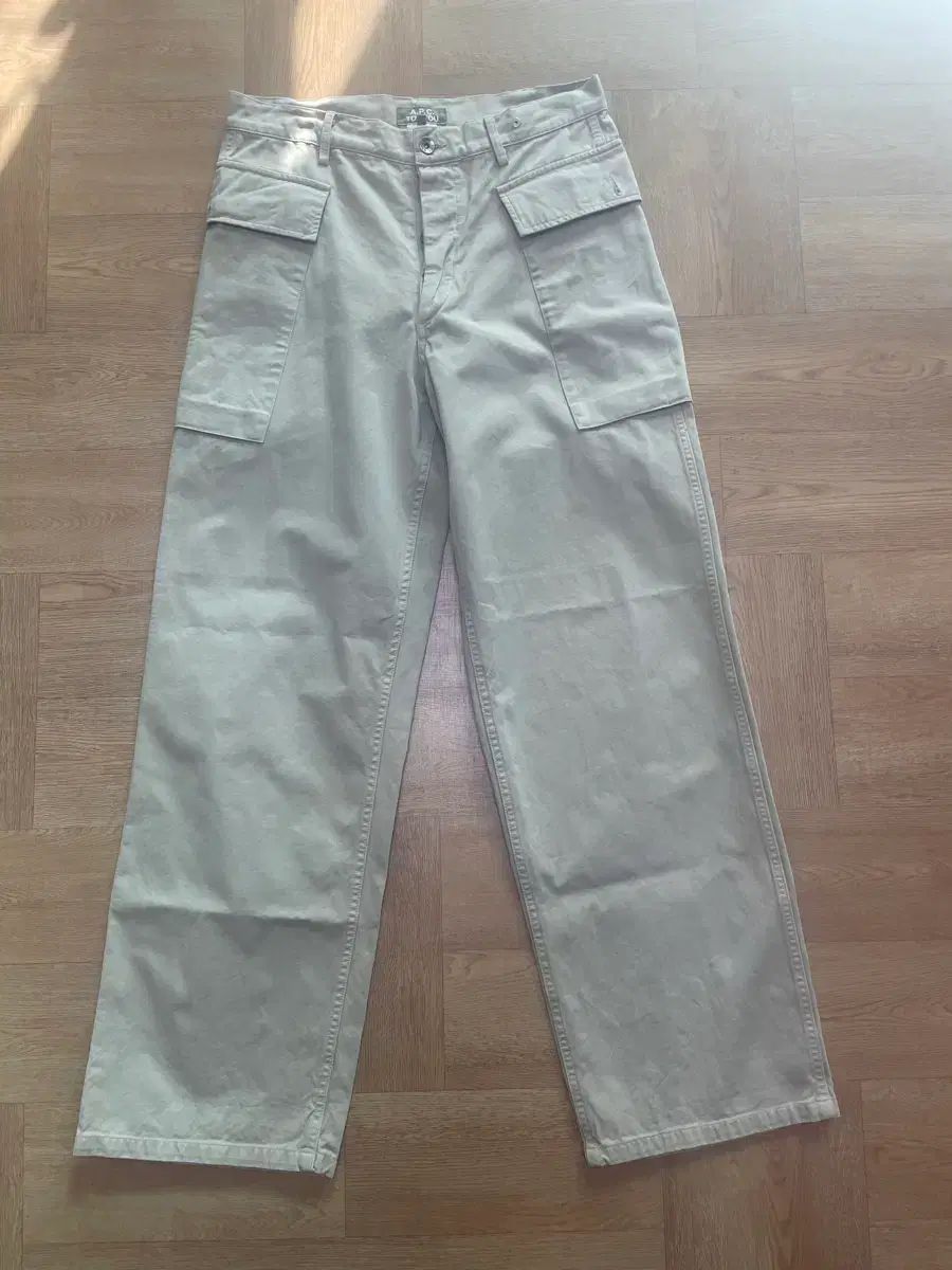 A.P.C. アーペーセー ベージュ コットン カーゴパンツ