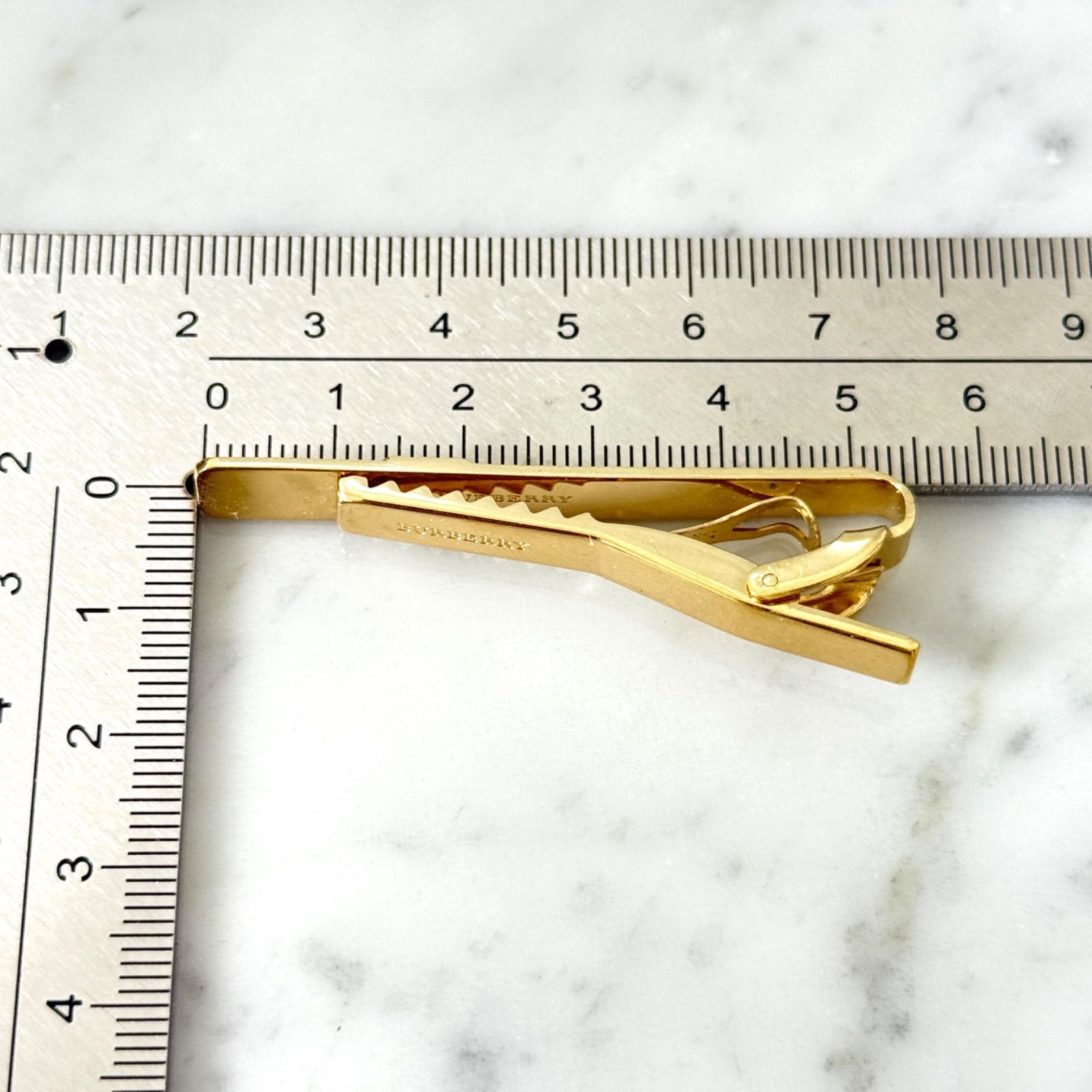美品 BURBERRY バーバリー ネクタイピン タイピン ゴールド 金 GOLD