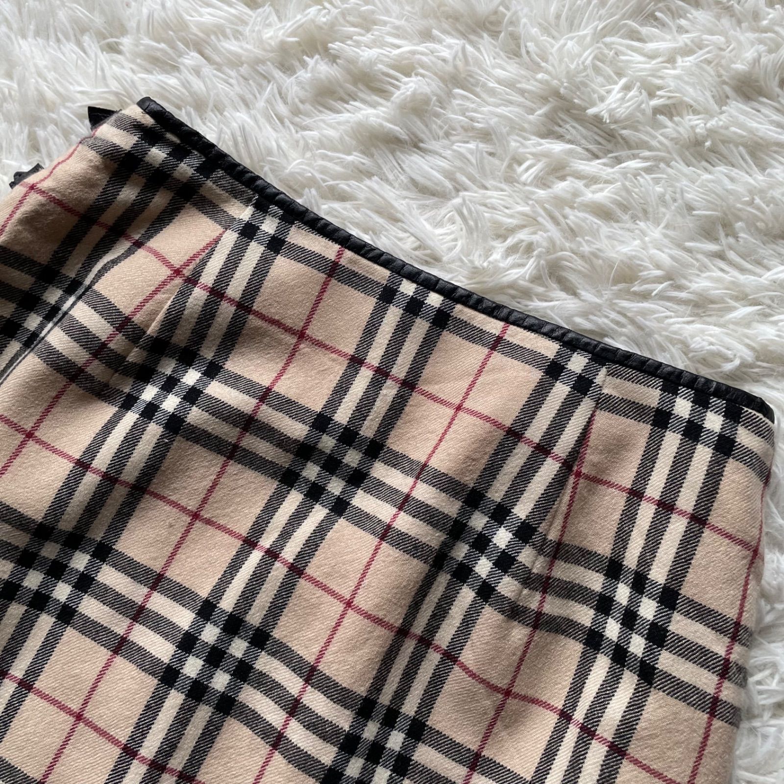 BURBERRY LONDON バーバリーロンドン ノバチェックラッスカート サイド