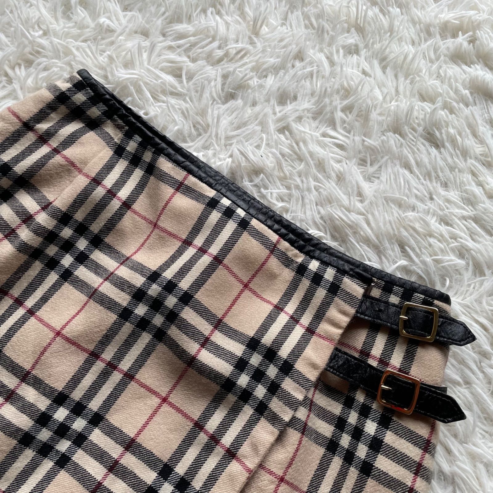 BURBERRY LONDON バーバリーロンドン ノバチェックラッスカート サイド