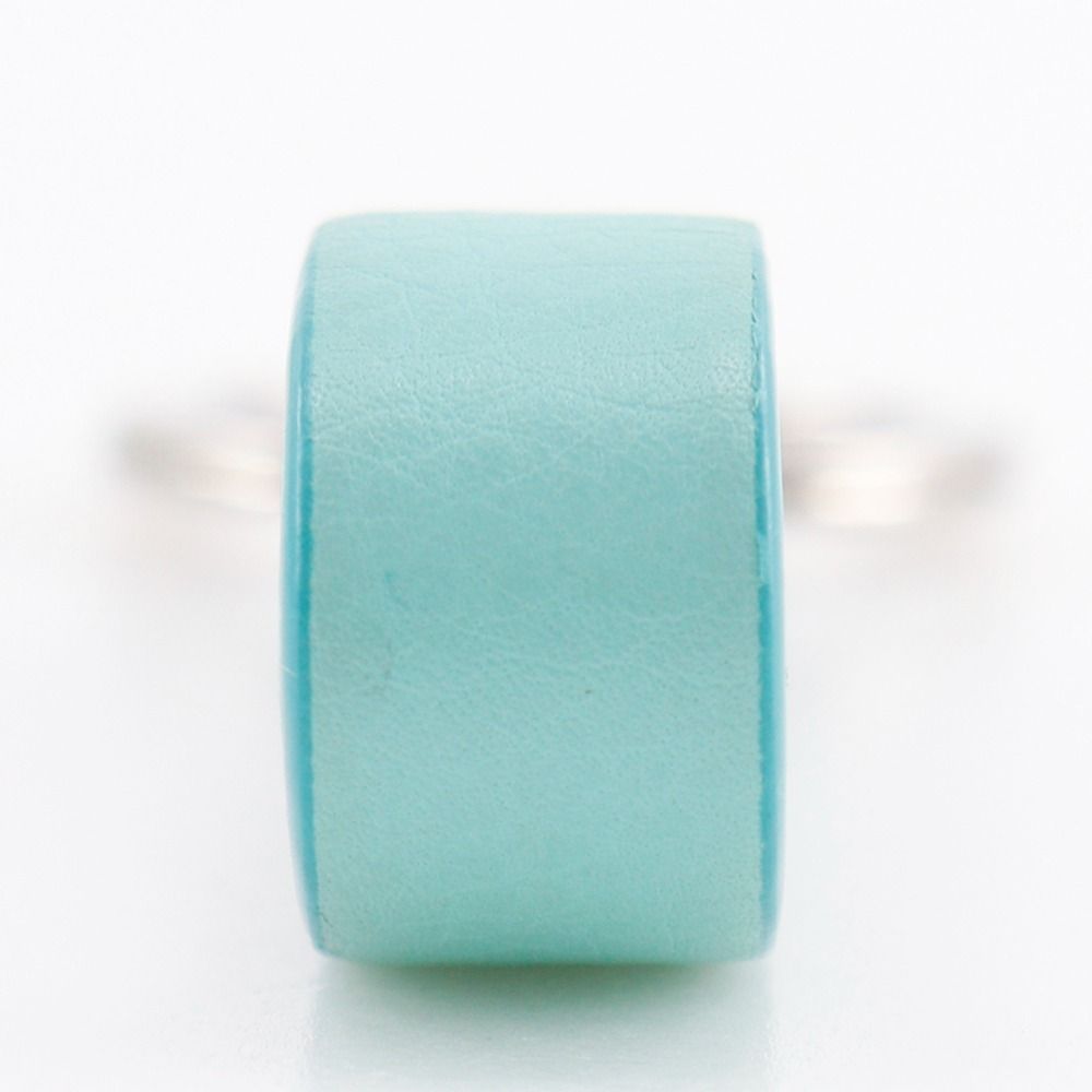 ティファニーブルー