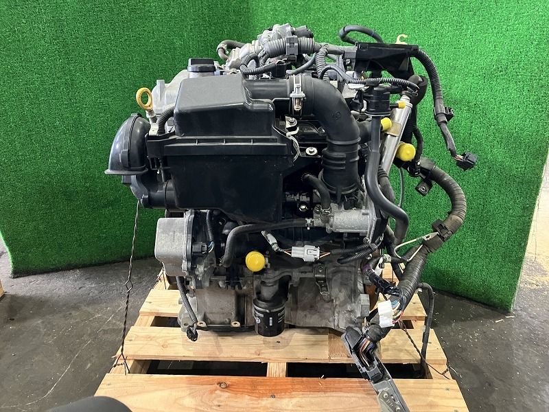 アクア NHP10 エンジンASSY S 19000-21D00 8T7 - メルカリ