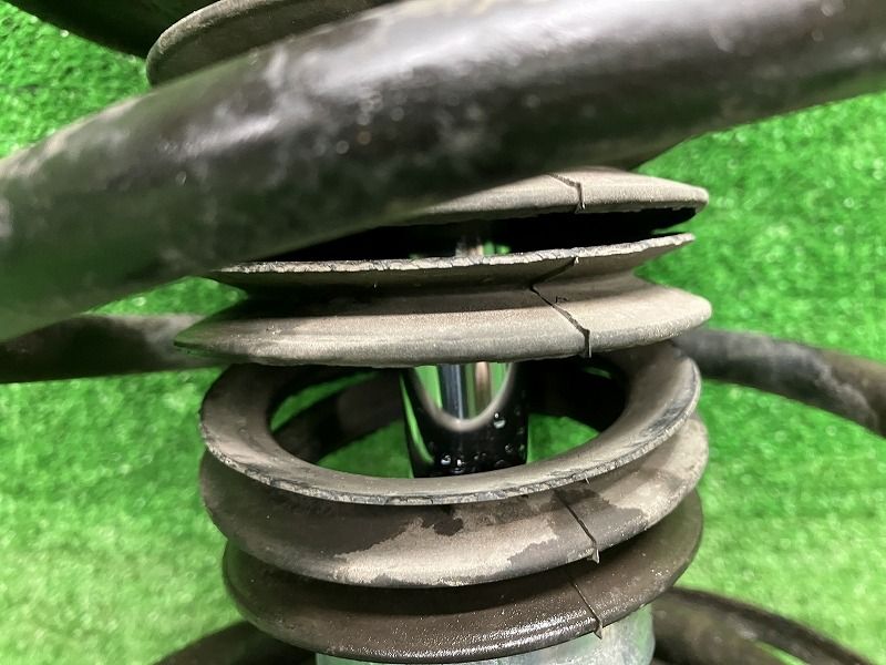 GGH25W ベルファイヤ　ストラットとスプリングセット ヴェルファイア GGH25W 右フロントストラット 3.5Z 4WD 7人 48510
