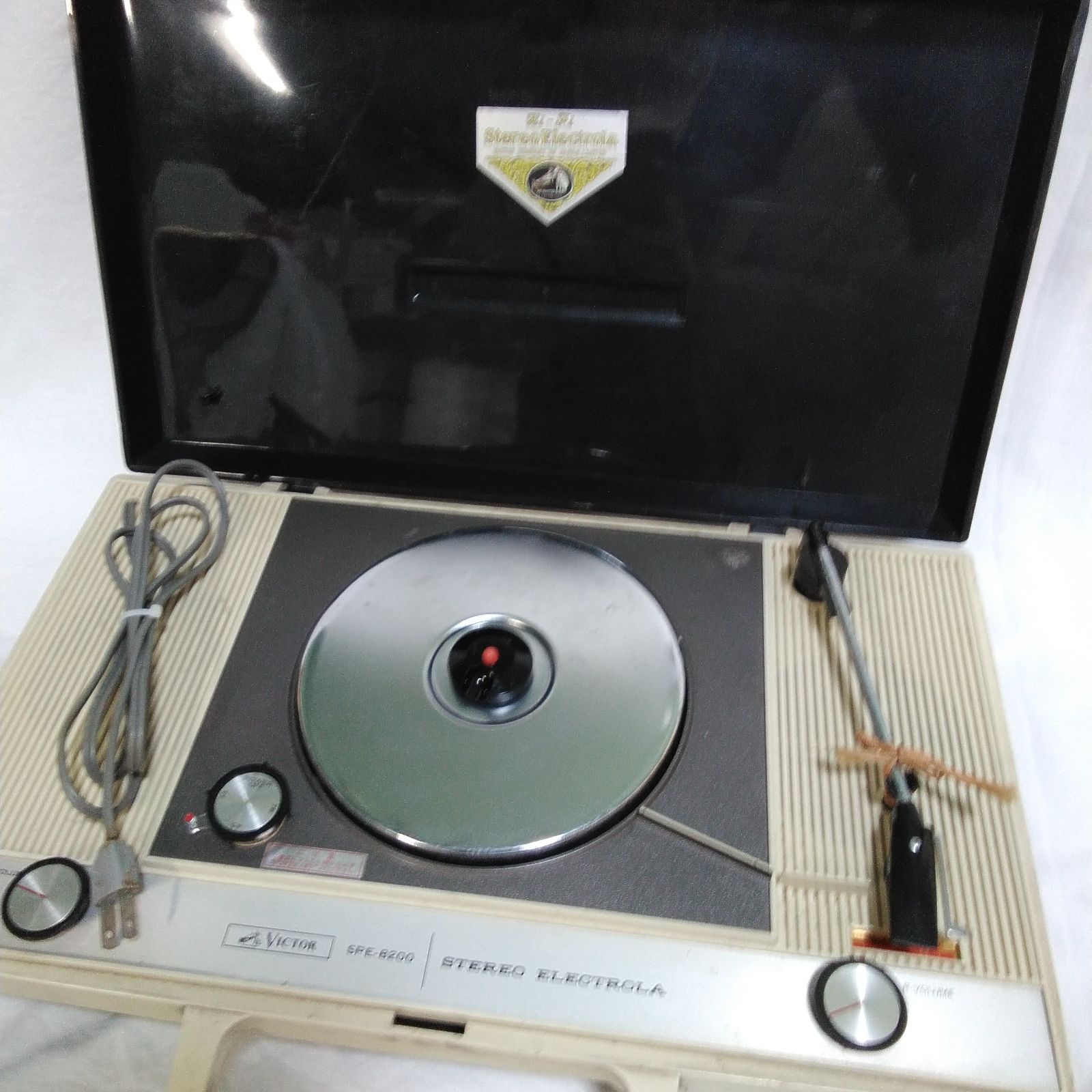 通電ジャンク！ レコードプレーヤー ビクター SPE-8200 アナログ