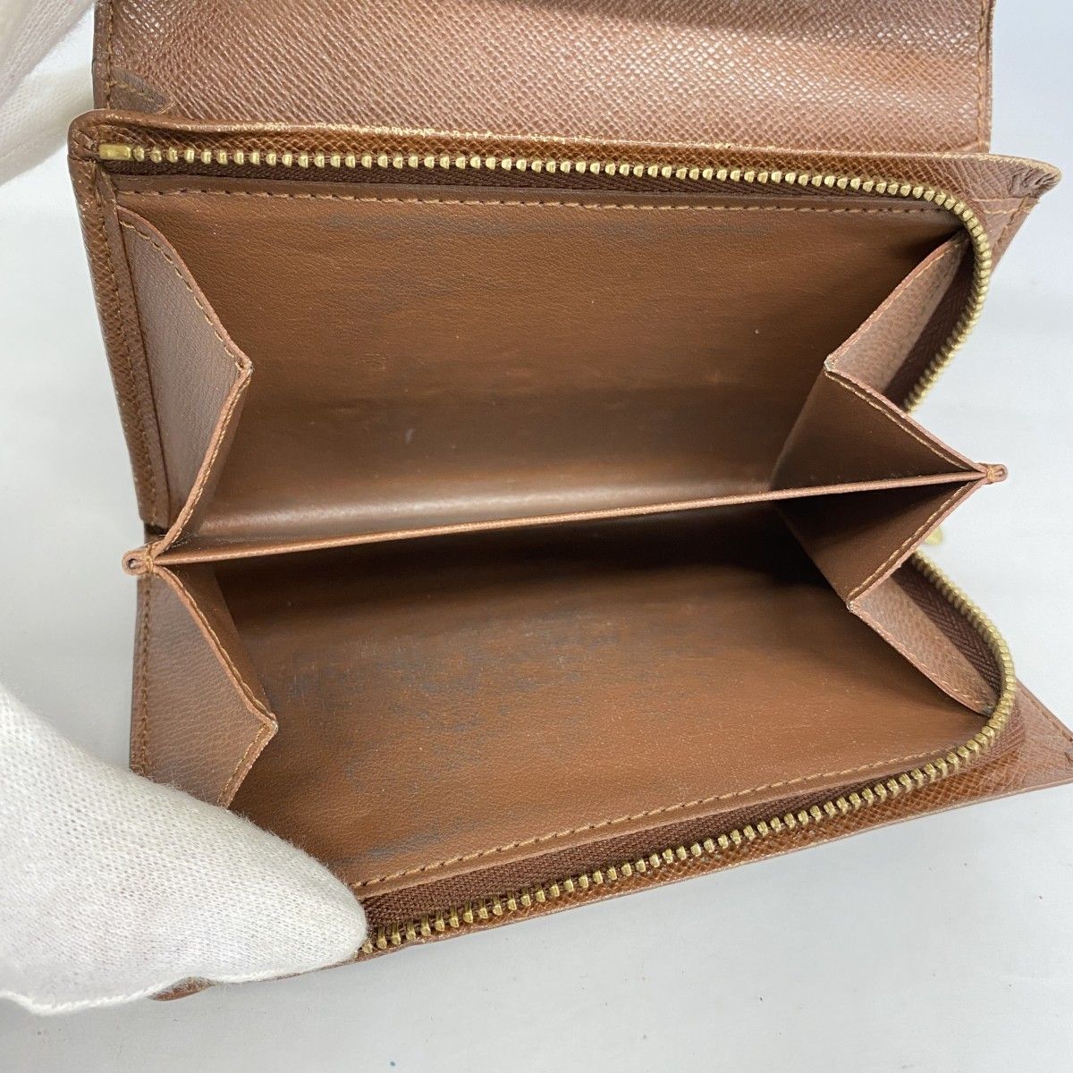 モノグラム ポルトモネビエトレゾール