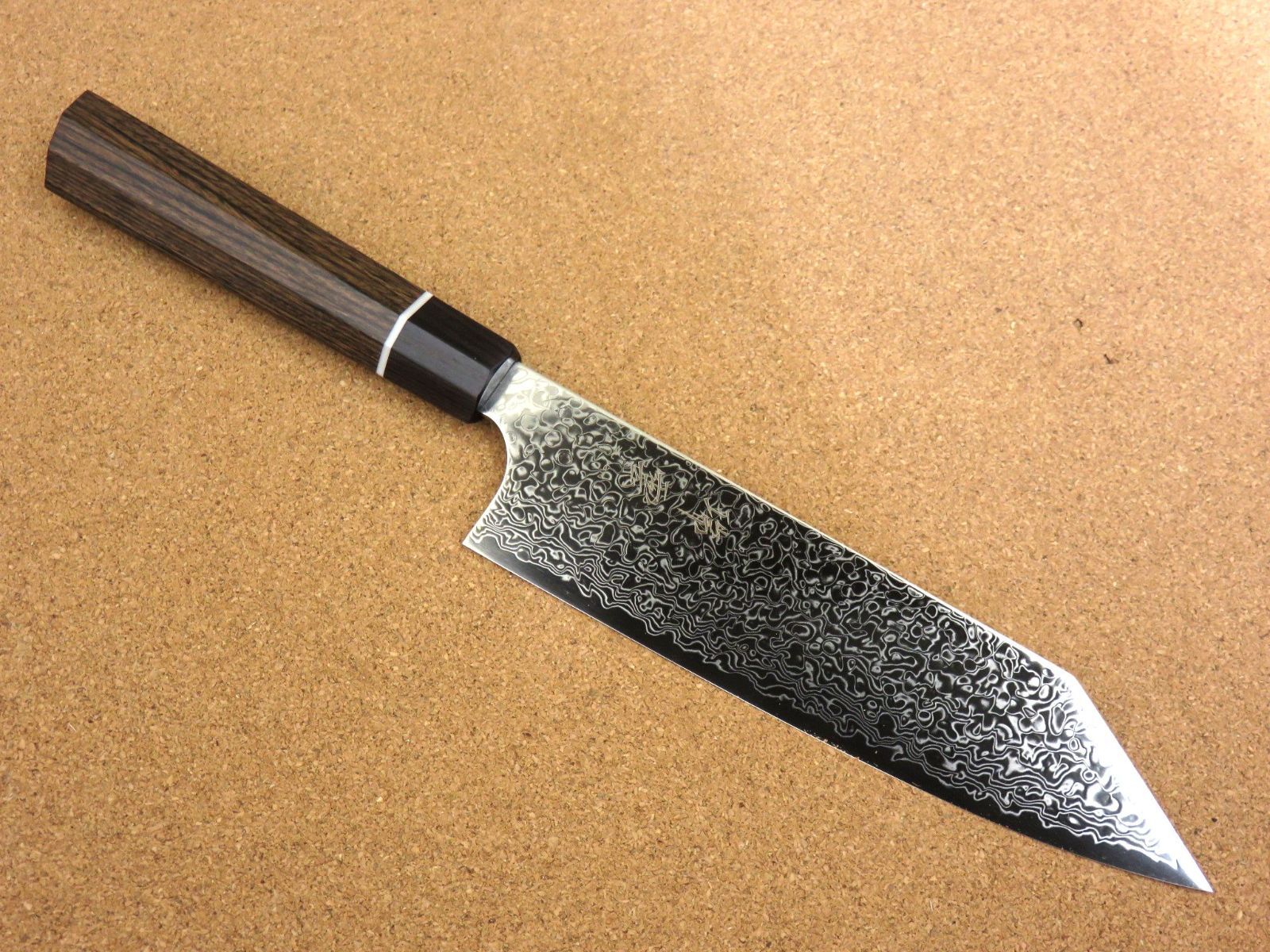 包丁 三徳包丁 18 cm 180 mm 瑞雲 関兼次 関の刃物 ダマスカス鋼 63層 最 刃物鋼 SPG 2 両刃 ハマグリ刃 万能包丁 桐箱入り 日本製