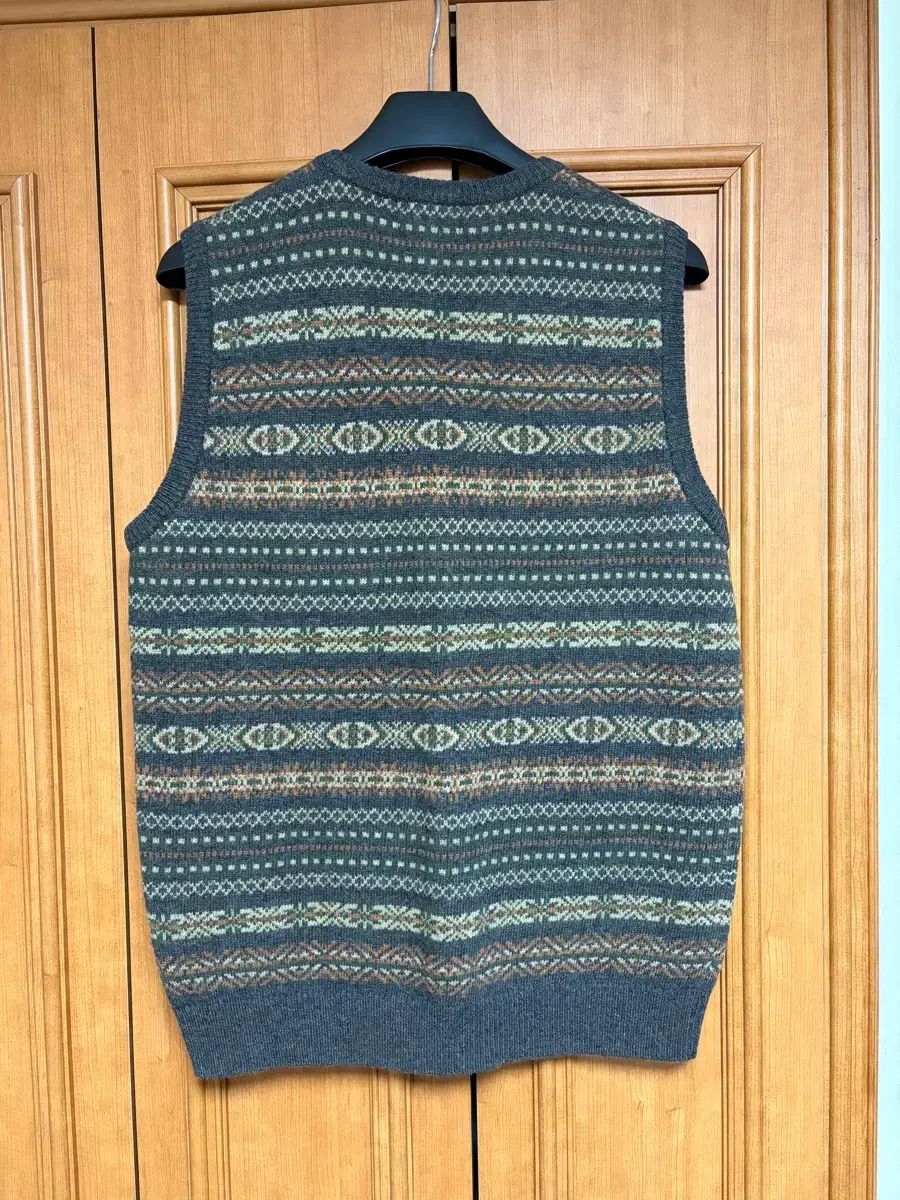 ブギホリデー フェアアイル ベスト M フルジップ ベスト 