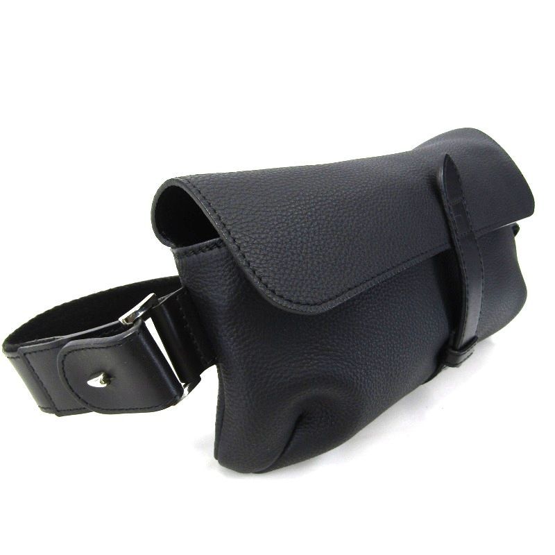 WILDSWANS ワイルドスワンズ　黒　ピスト　レザー　ボディバッグ　美品 WILDSWANS ワイルドスワンズ ミニショルダーバッグ シュランケンカーフ