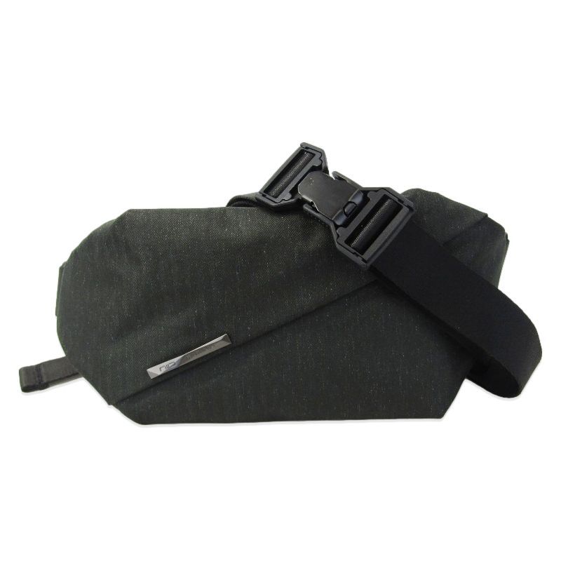 NIID ニード チェストバッグ Radiant R 0 Chest Bag ボディバッグ マグネット式 撥水 斜めがけ メテオライトブラック