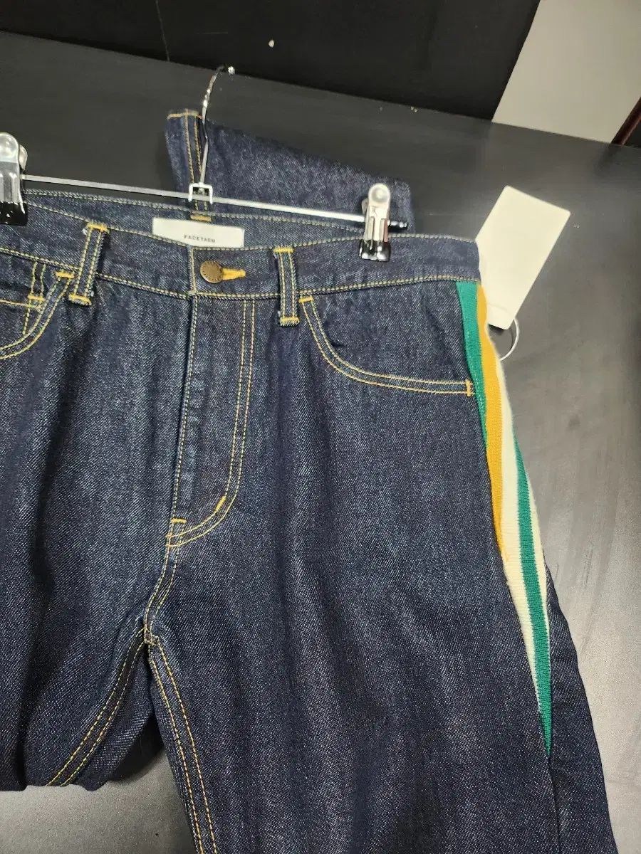 サイドボーダー柄 デニム