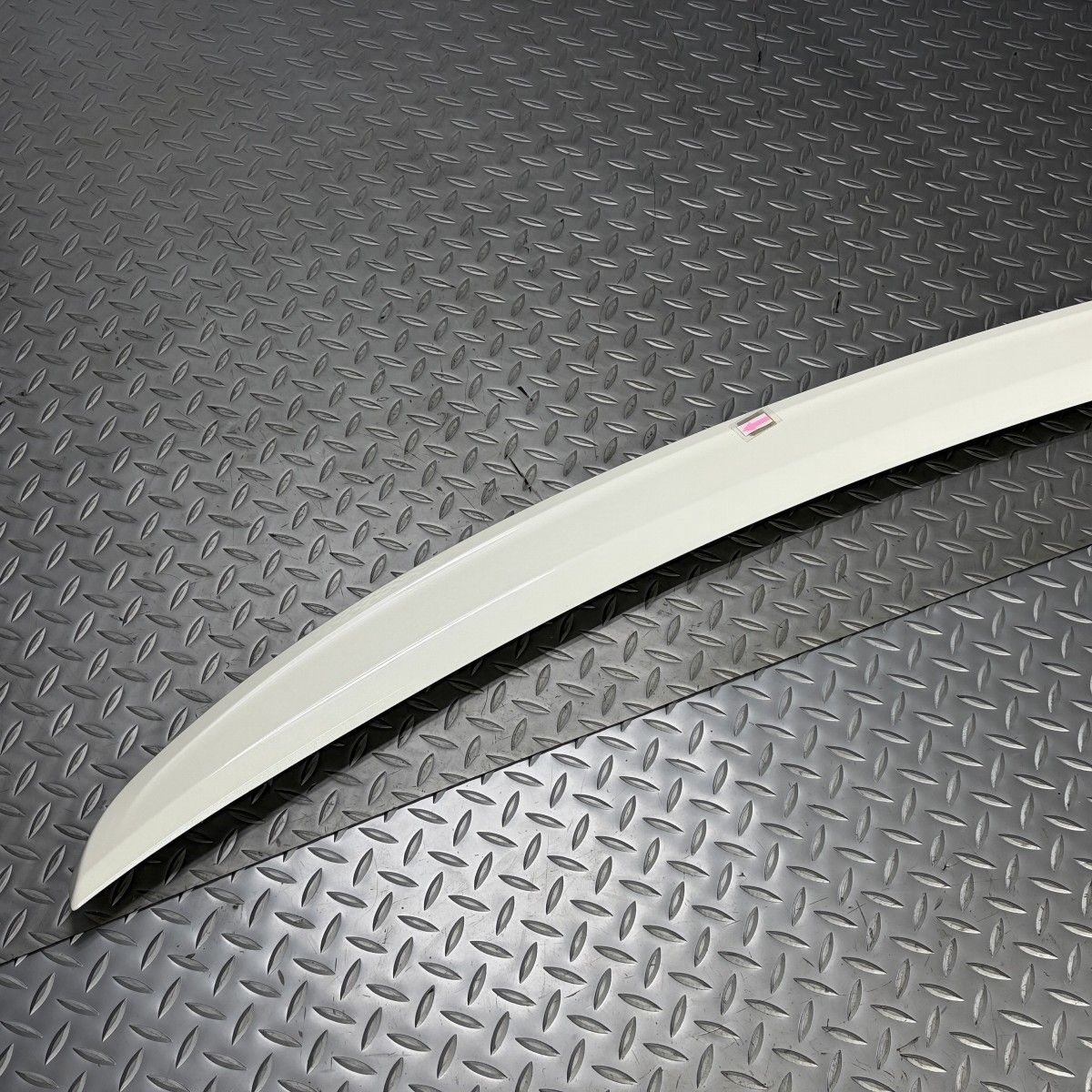 あああああああ様専用 220系 クラウン 純正 トランクスポイラー 白/090/プレシャスホワイトパール 品番76085-30110/ ...