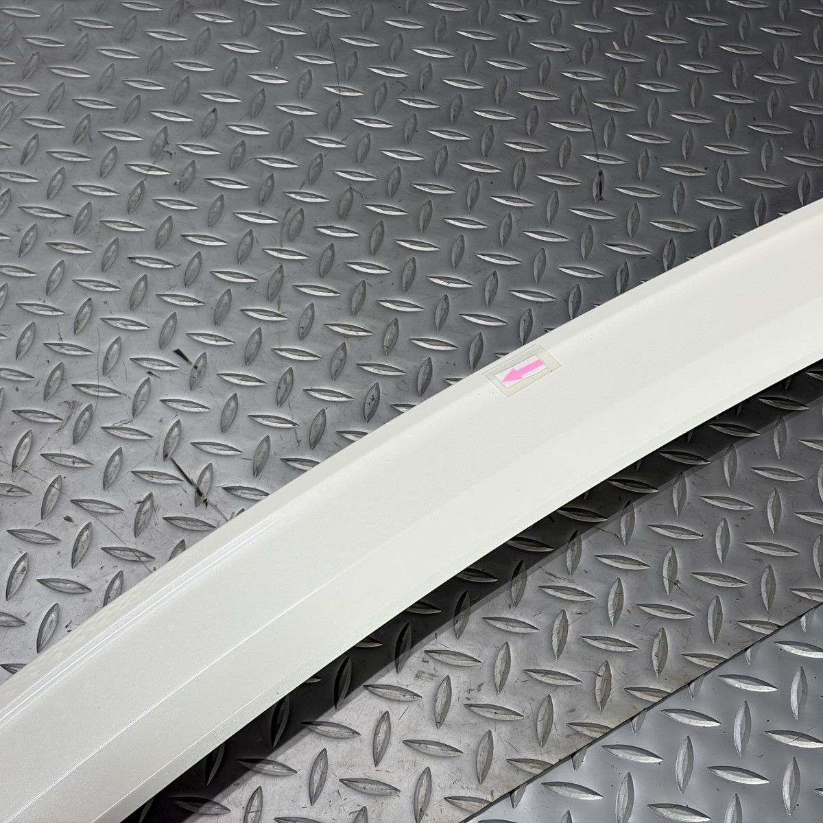 あああああああ様専用 220系 クラウン 純正 トランクスポイラー 白/090/プレシャスホワイトパール 品番76085-30110/ ...