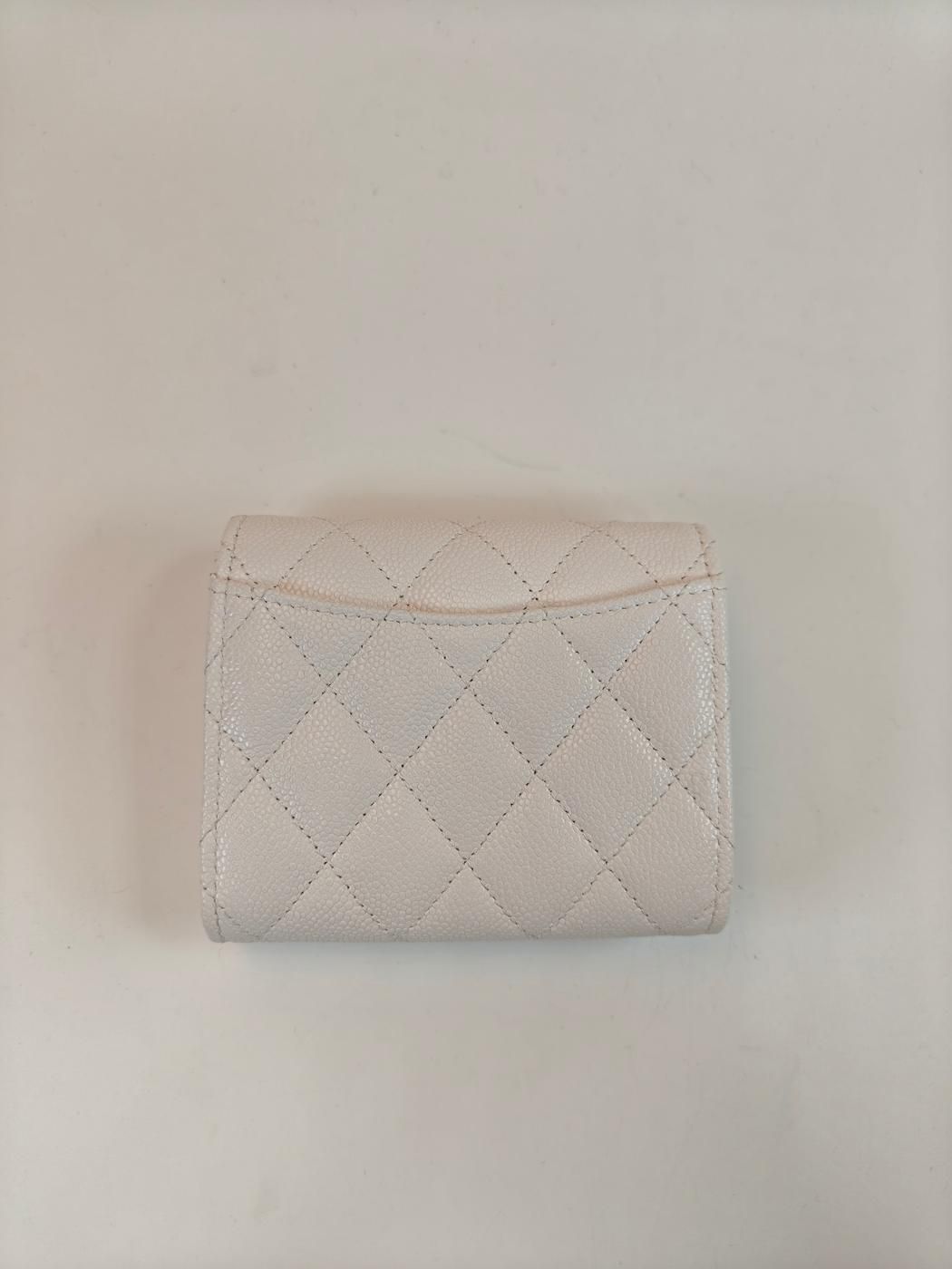  CHANEL シャネル クラシック スモール フラップ ウォレット 三つ折り 財布 ホワイト 管理番号 10751 三つ折り財布 折り財布