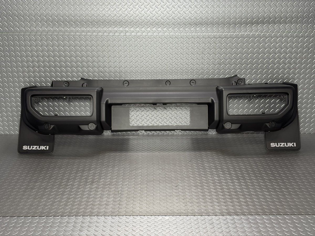 新車外し JC 74 W ジムニーノマド リアバンパー マッドガード付 素地黒|ブラック 品番71811-80 T