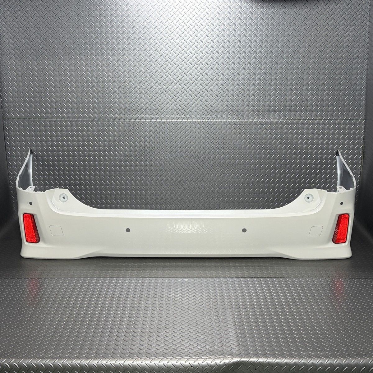 30系 アルファード|ヴェルファイア リアバンパー 白|070|ホワイトパールクリスタルシャイン 品番52159-58190 AGH 30 W|GGH 35