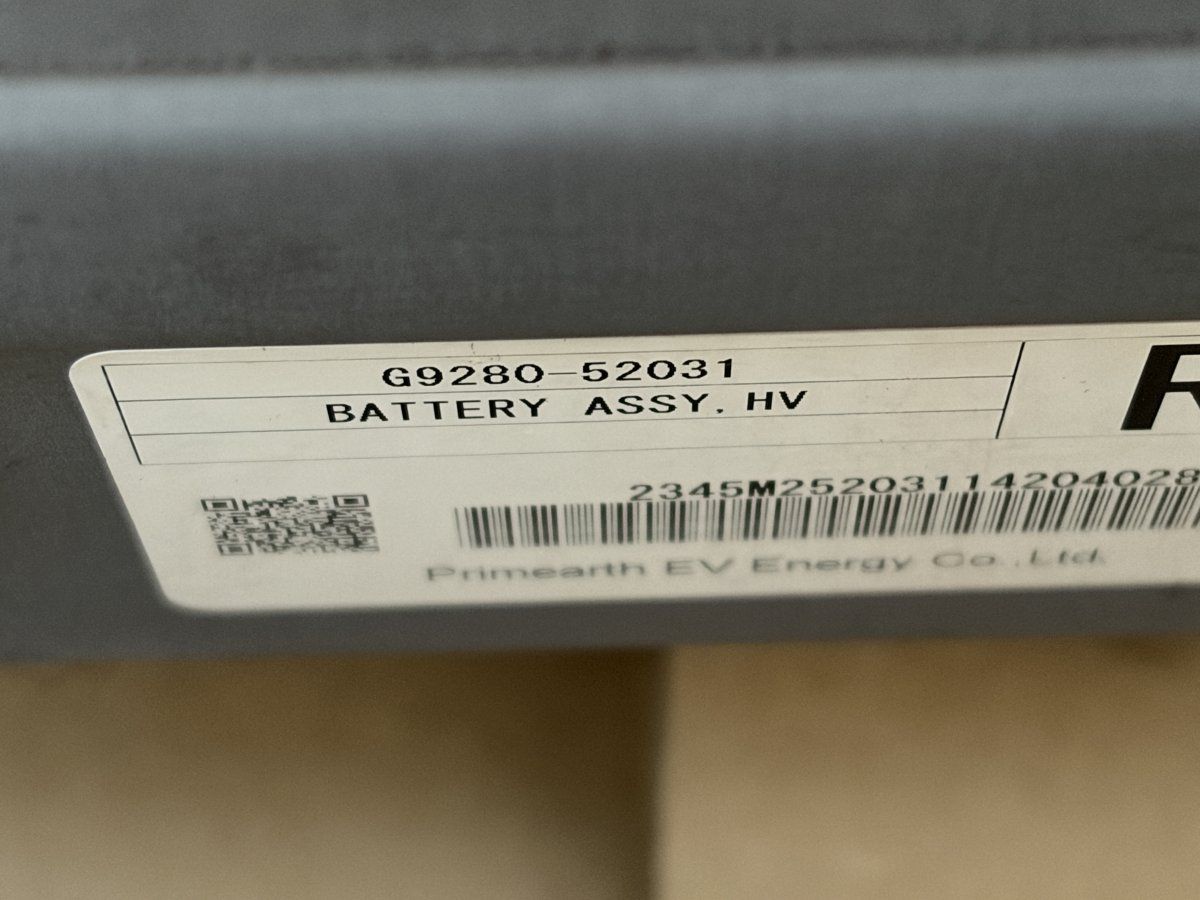 送料無料【走行距離142,759km】NHP10 トヨタ アクア 純正 ハイブリッド