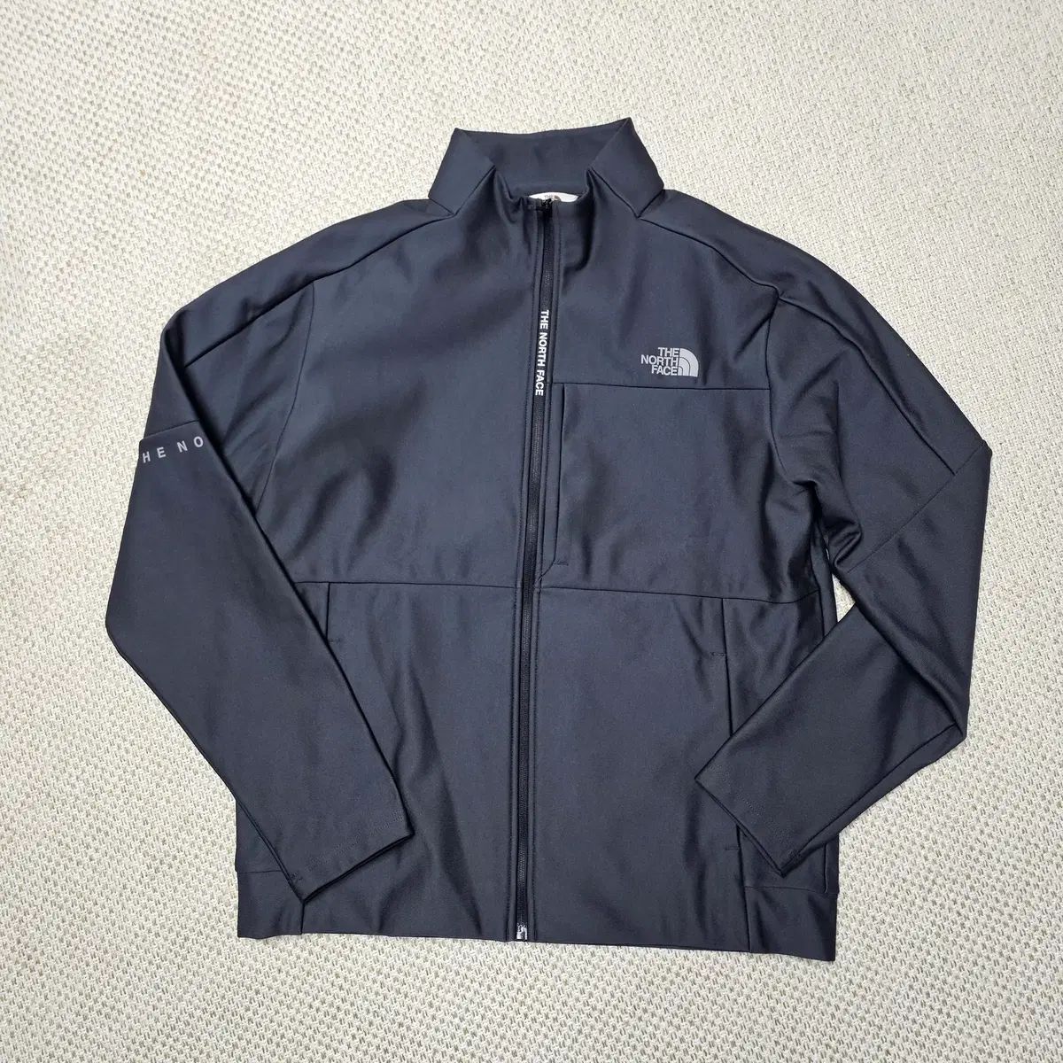 528- THE NORTH FACE ザノースフェイス WL アクティブ ウール モーション ジップアップ 110