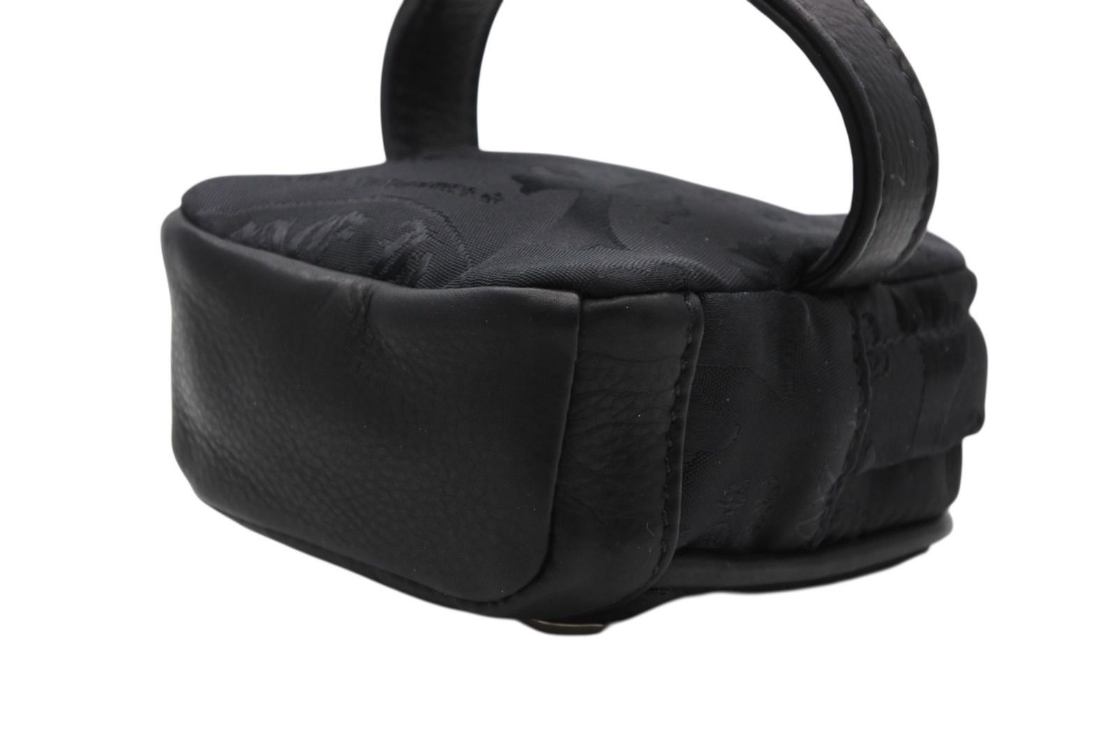 新品未使用 CHROME HEARTS クロムハーツ ポーチ 新作 総柄 マルチロゴ