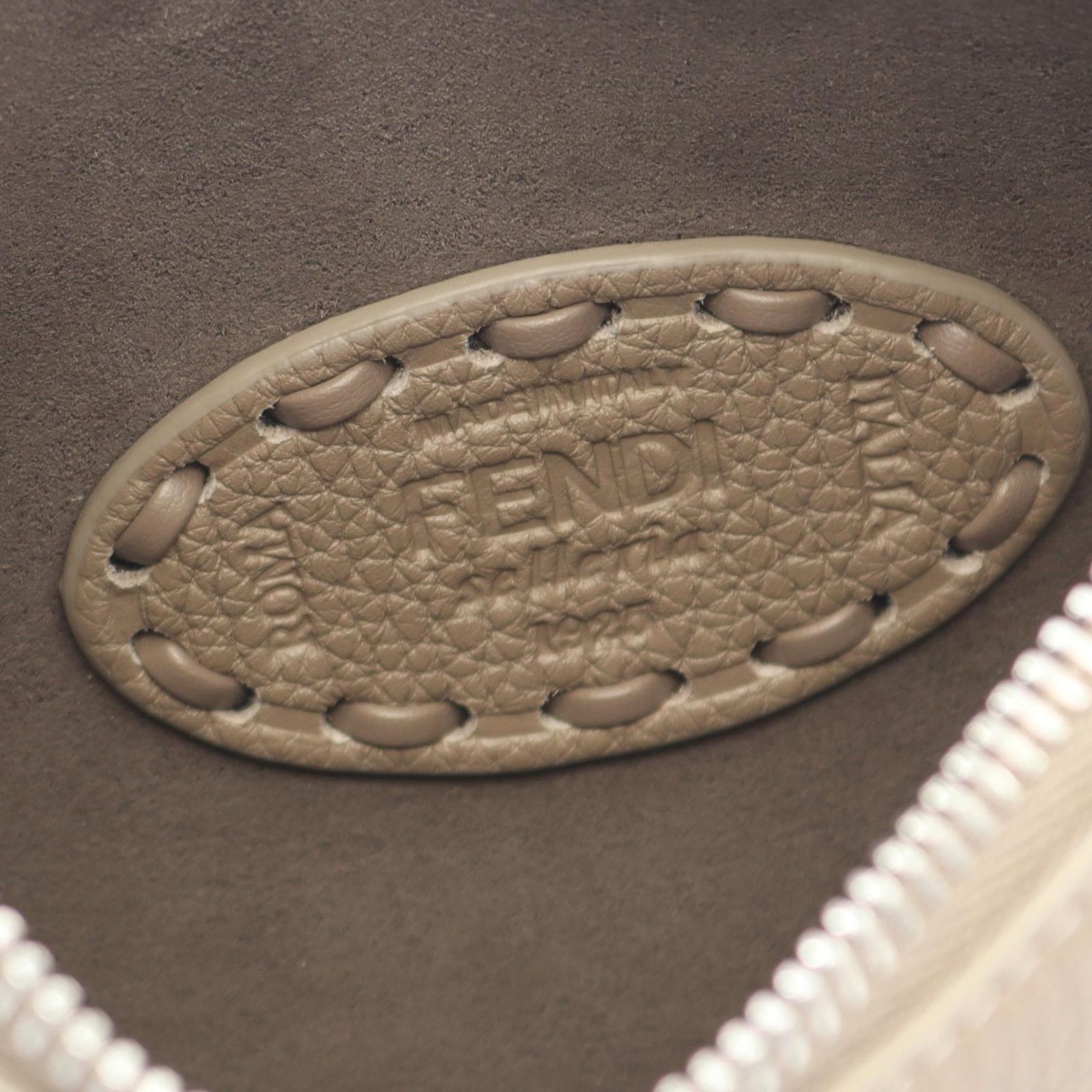 フェンディ FENDI ハンドバッグ スモール フェンデッセンス セレリア グレージュ レザー ホーボーバッグ レディース A ハンドバッグ バッグ レディース