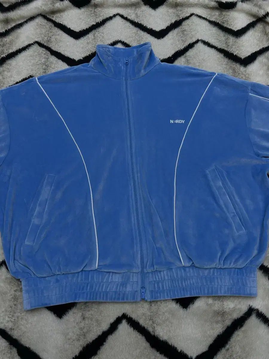 NERDY オーバーサイズ