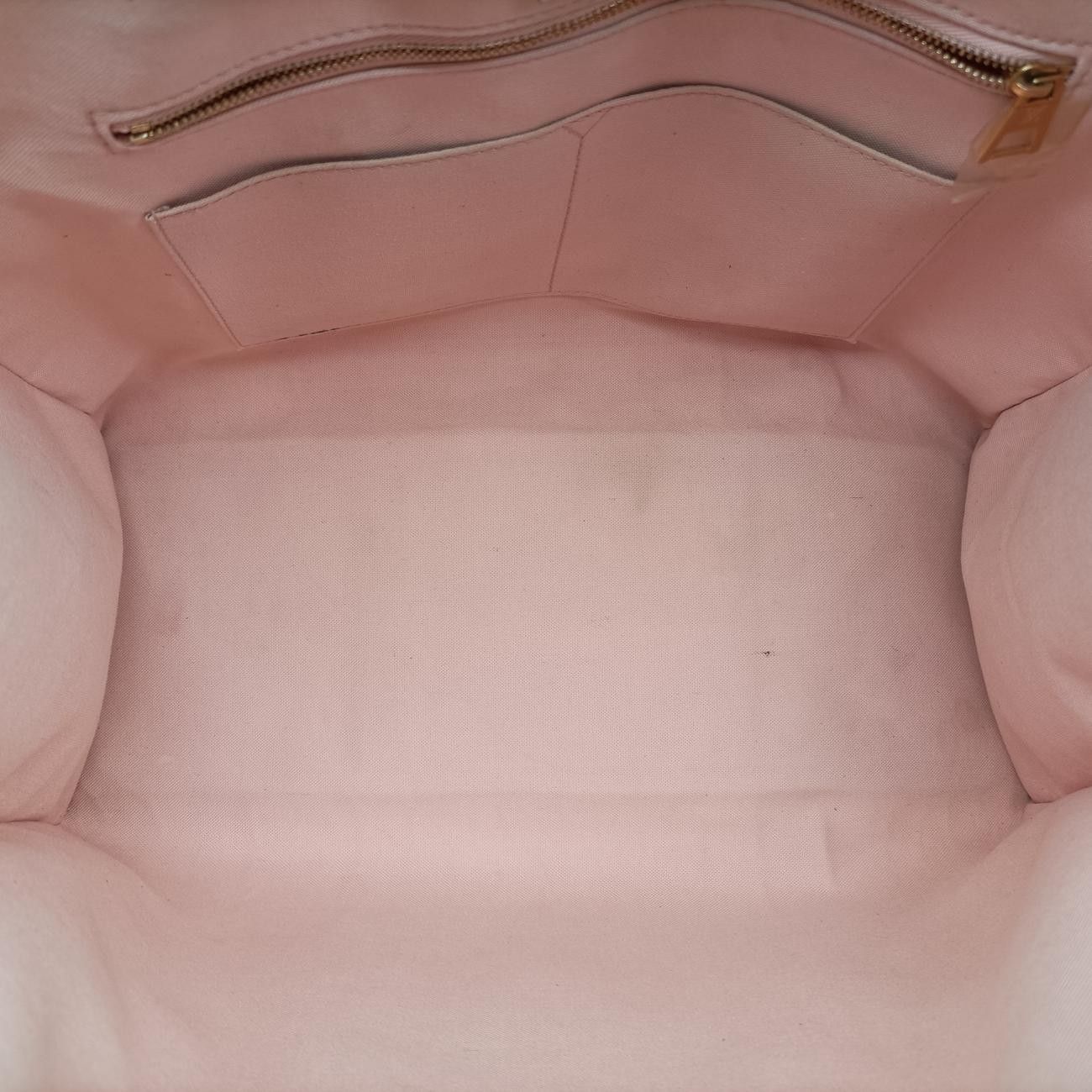 モノグラム ジャイアント