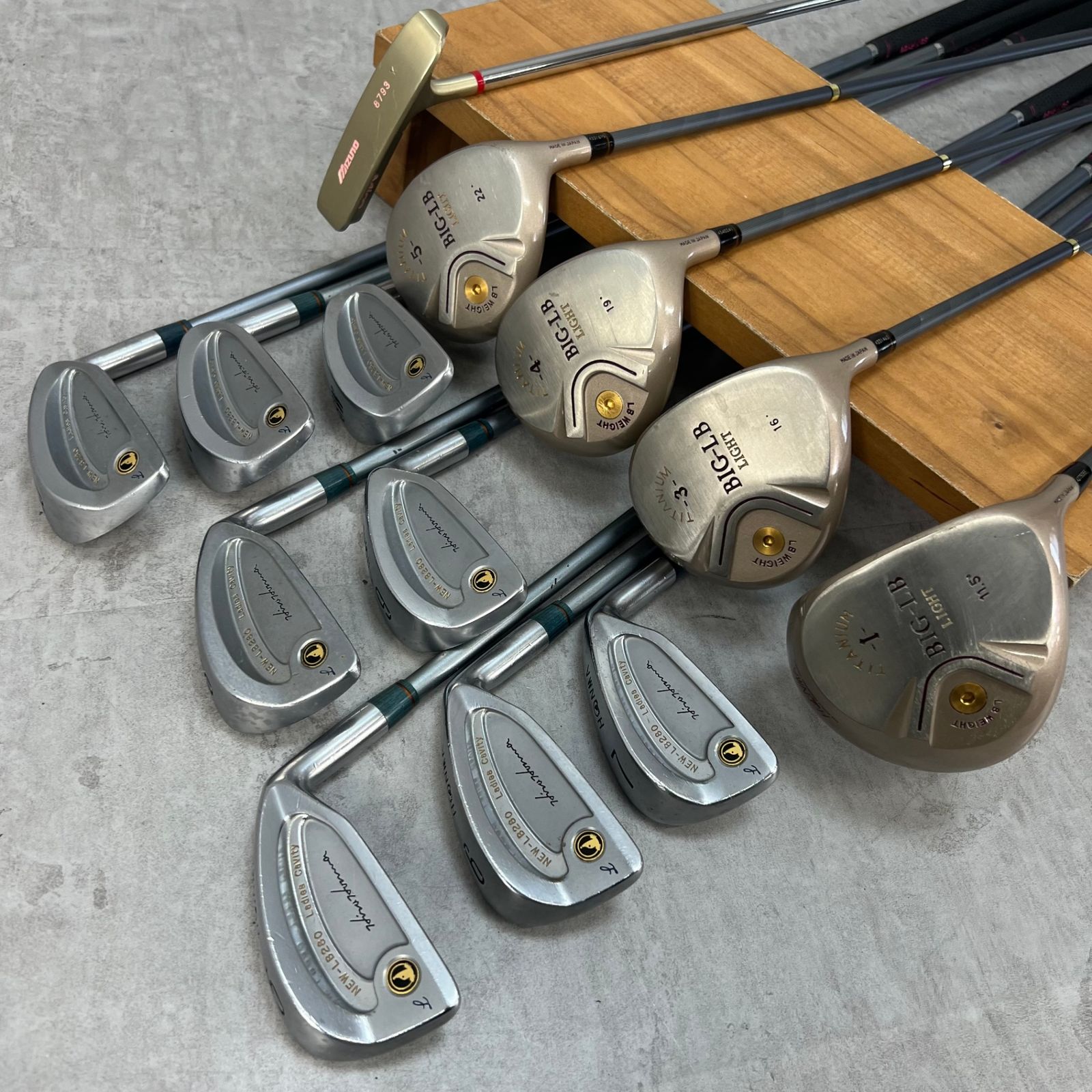 ホンマ ミズノ レディースゴルフ クラブセット 13本 L 右利き用 HONMA Mizuno