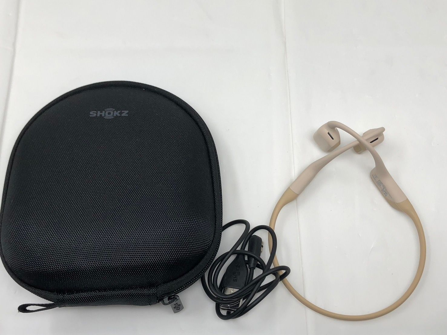 ◆SHOKZ 骨伝導イヤホン S 810 ベージュ系 ◆19756