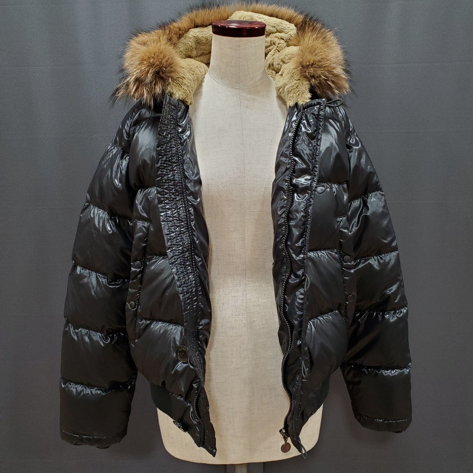 MONCLER(モンクレール) MONCLER モンクレール 41323-91-68950 ブルガリ 