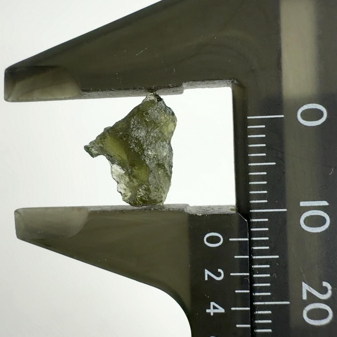 E32729】モルダバイト モルダウ石 天然ガラス テクタイト 原石 天然石