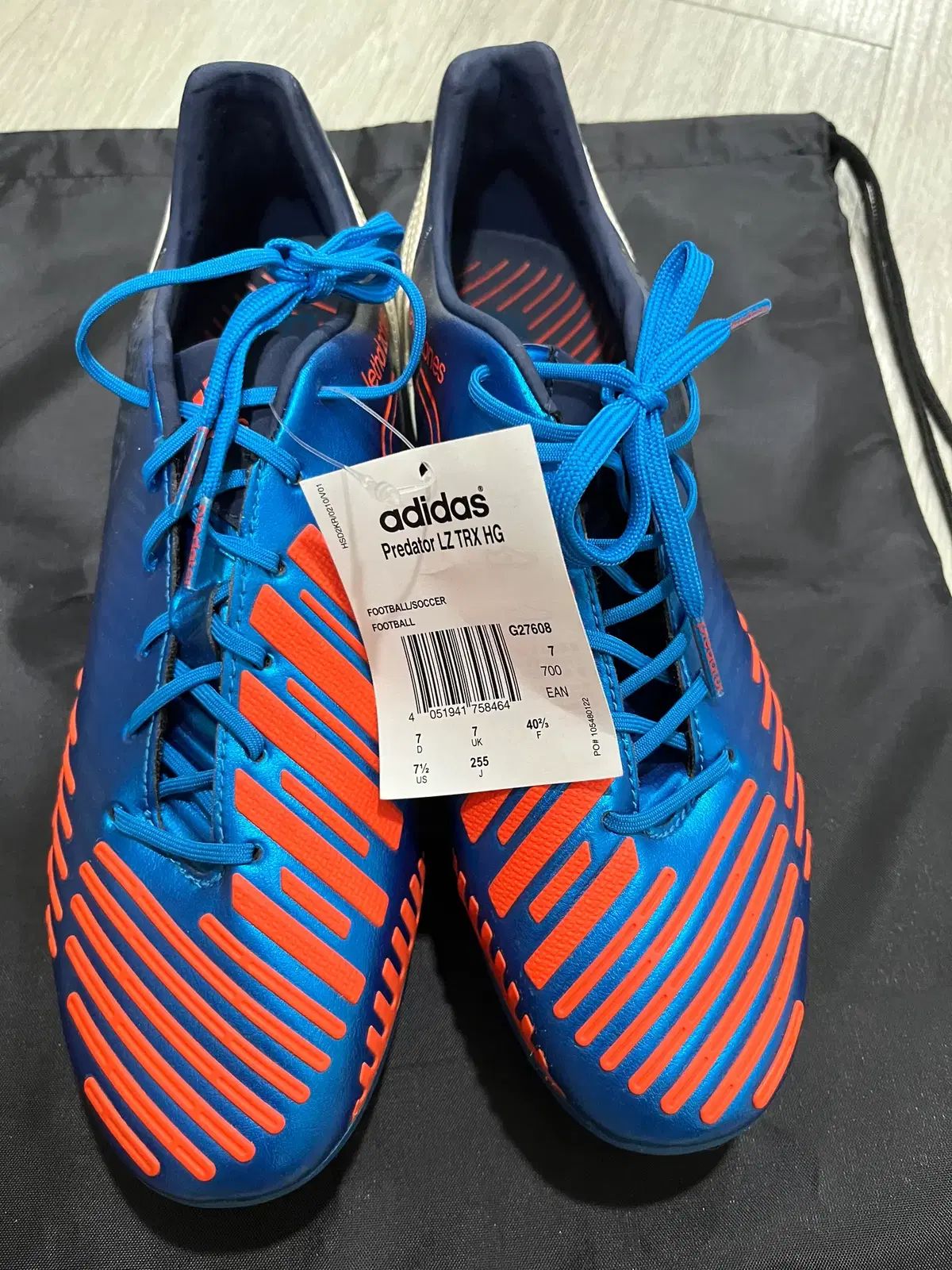 アディダス プレデター ラッセルゾーン TRX HG 255 サッカーシューズ