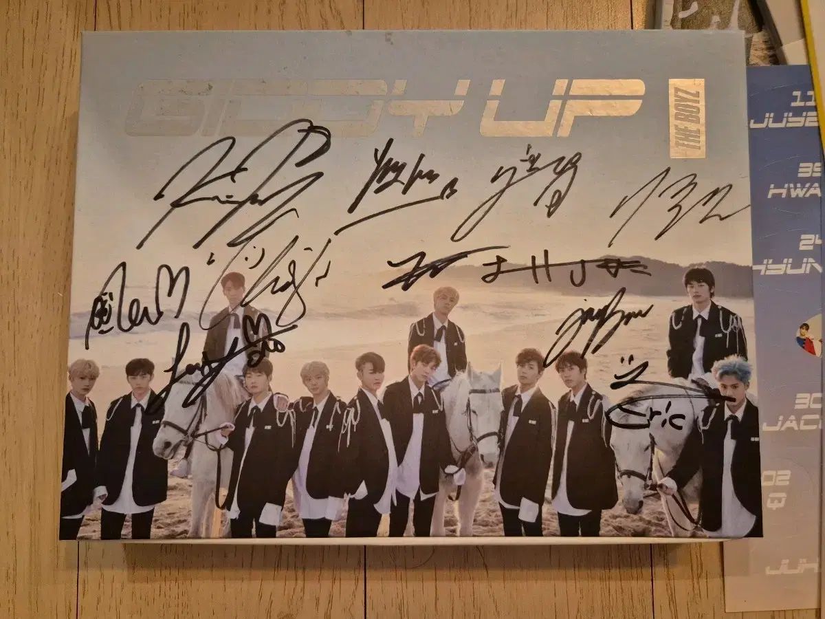 THE BOYZ ドボイズ ハンニョン サイン アルバム ポストカード 記名入り THE BOYZ ドボイズ ハンニョン サイン アルバム ポストカード 記名入り