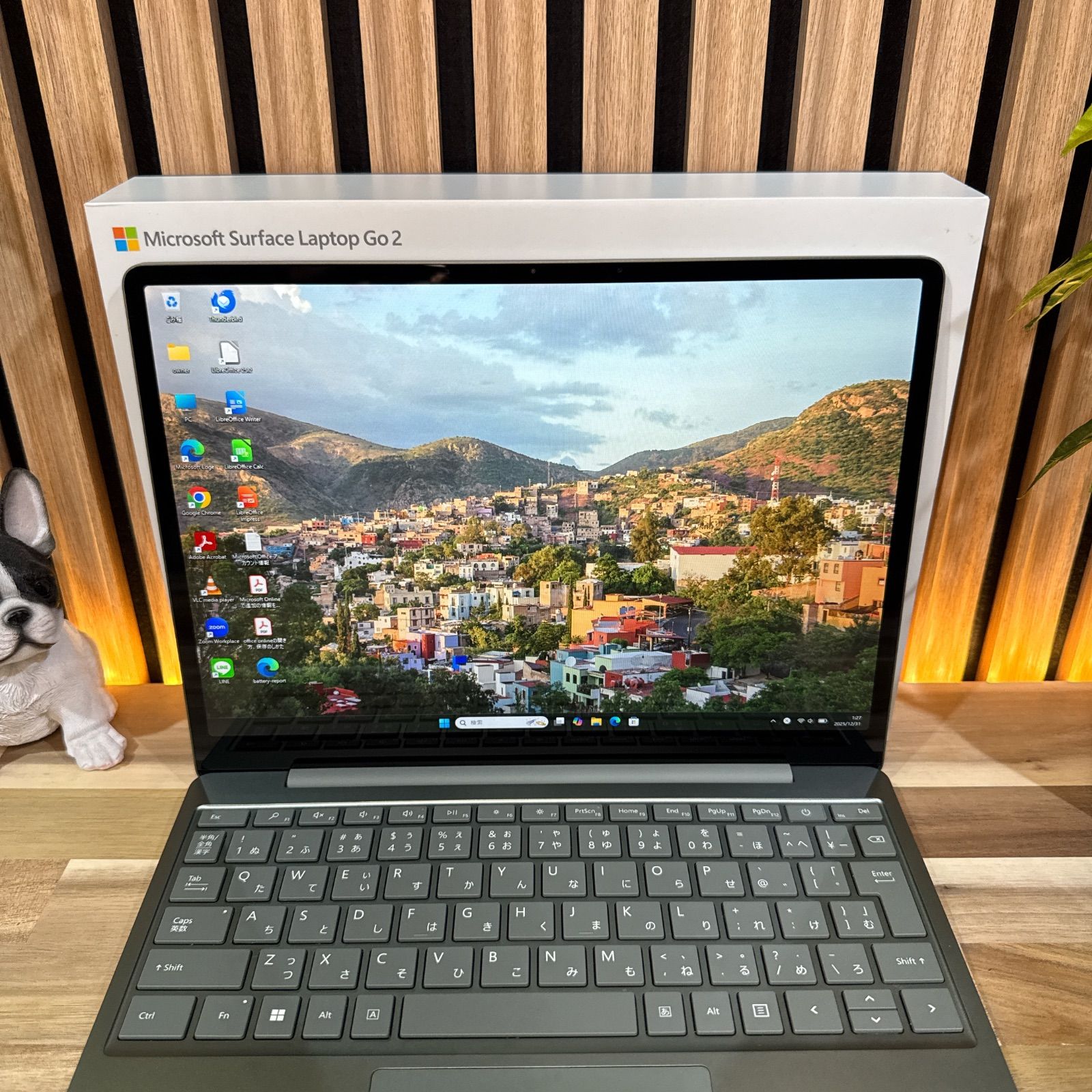 Surface go2 タッチパネル ノートパソコン いま一番欲しいモバイルノートPC｢Surface Laptop Go 2｣。発熱以外は