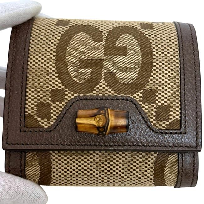 ダイアナコンパクト