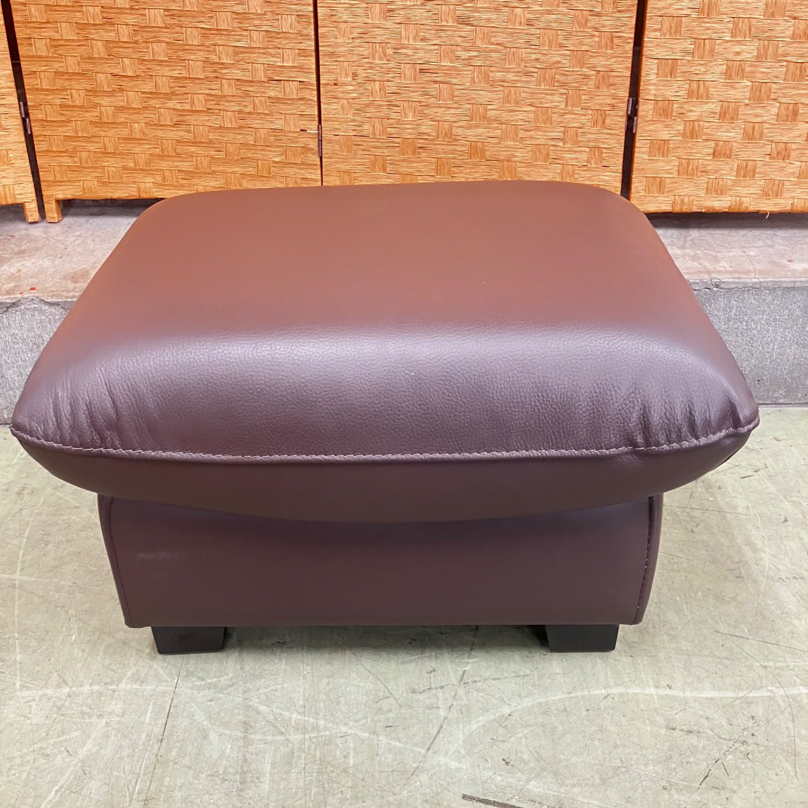 ●2 げ交渉 フランスベッド オットマン APR-013 MOCA 664 レザー ブラウン PORT OF NAGOYA 直接引き取り 横浜市保土ヶ谷区