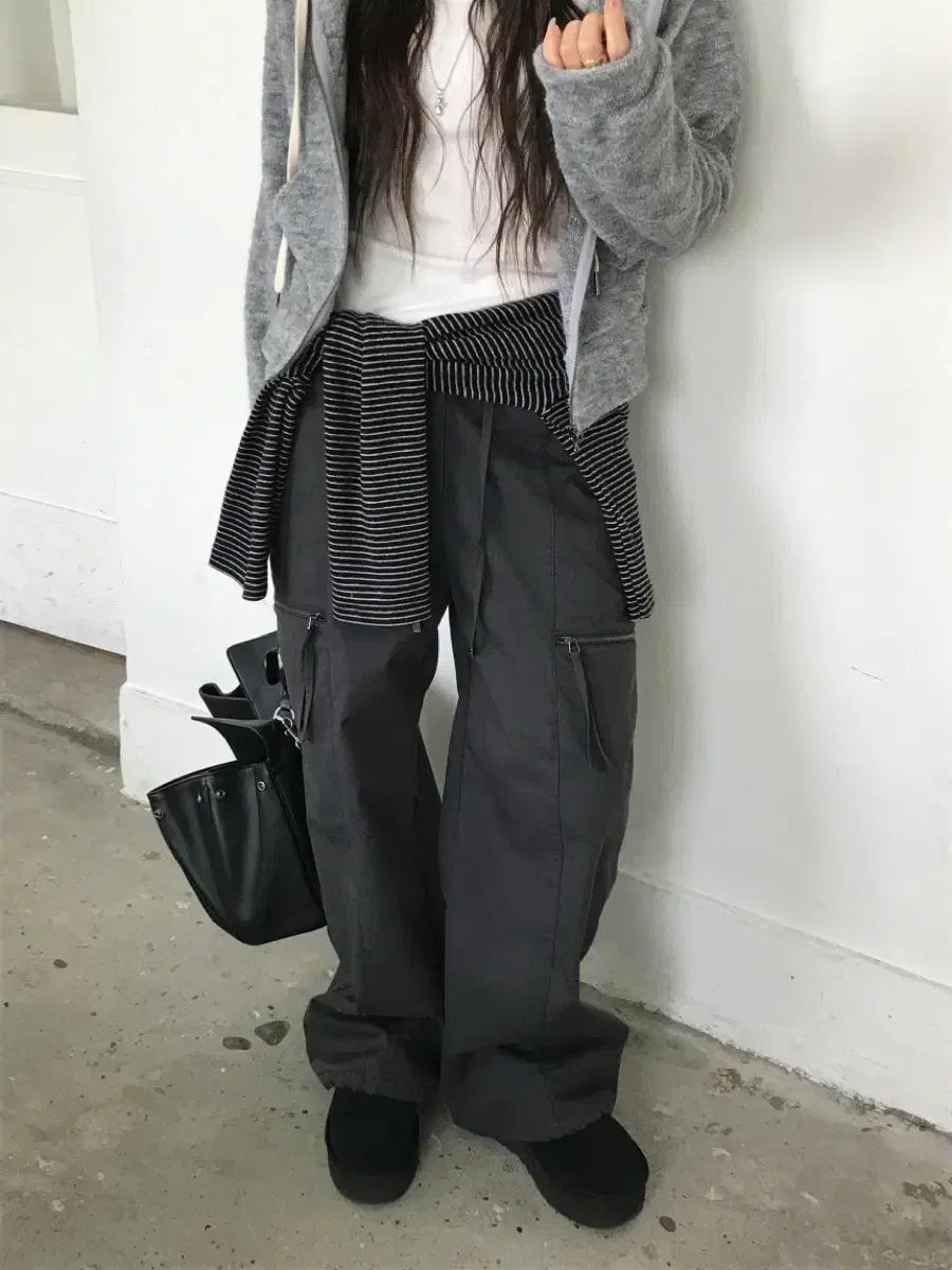 ヌーズウォッシュフリースパンツ チャコール