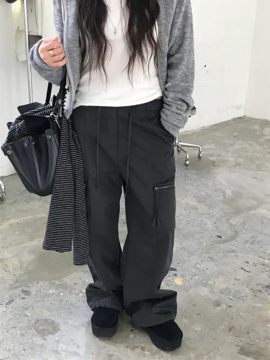 ヌーズウォッシュフリースパンツ チャコール