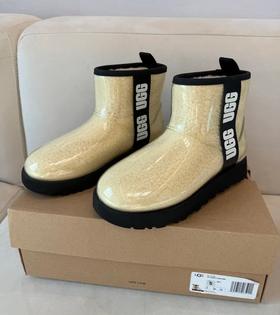 UGG クラシック クリア ミニ ブーツ 220