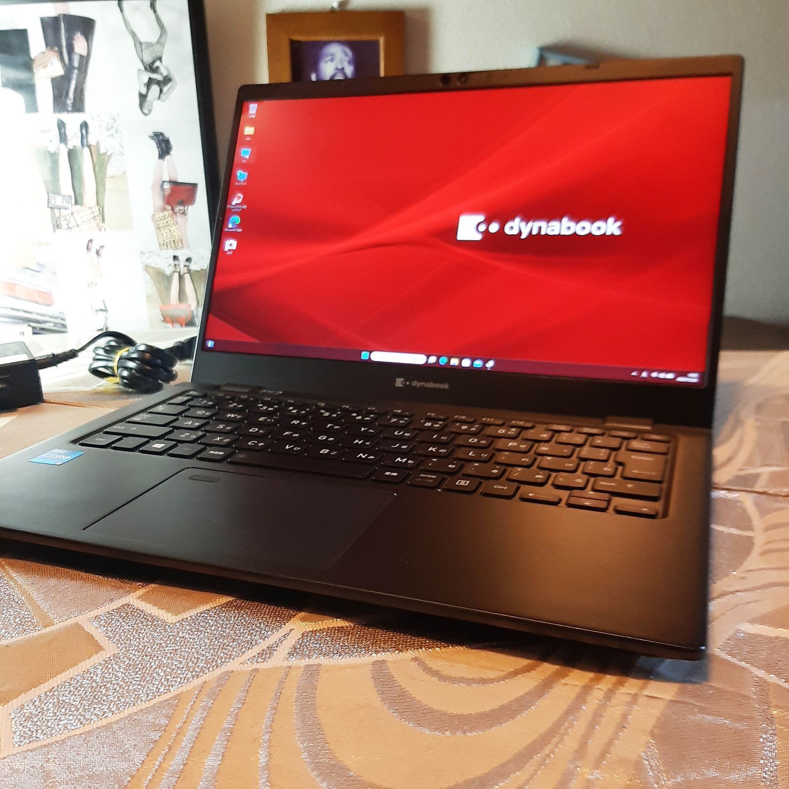 G 83 HS 13インチ 11世代 i 5 256 1920＊1080 東芝 CKE 02