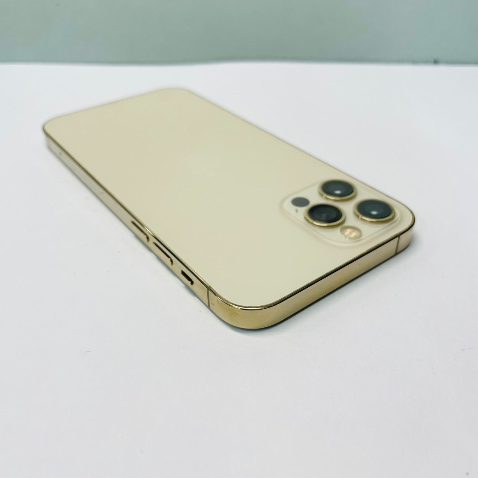 iPhone 12 Pro 256GB SIMフリー 電池100% 52781 - メルカリ