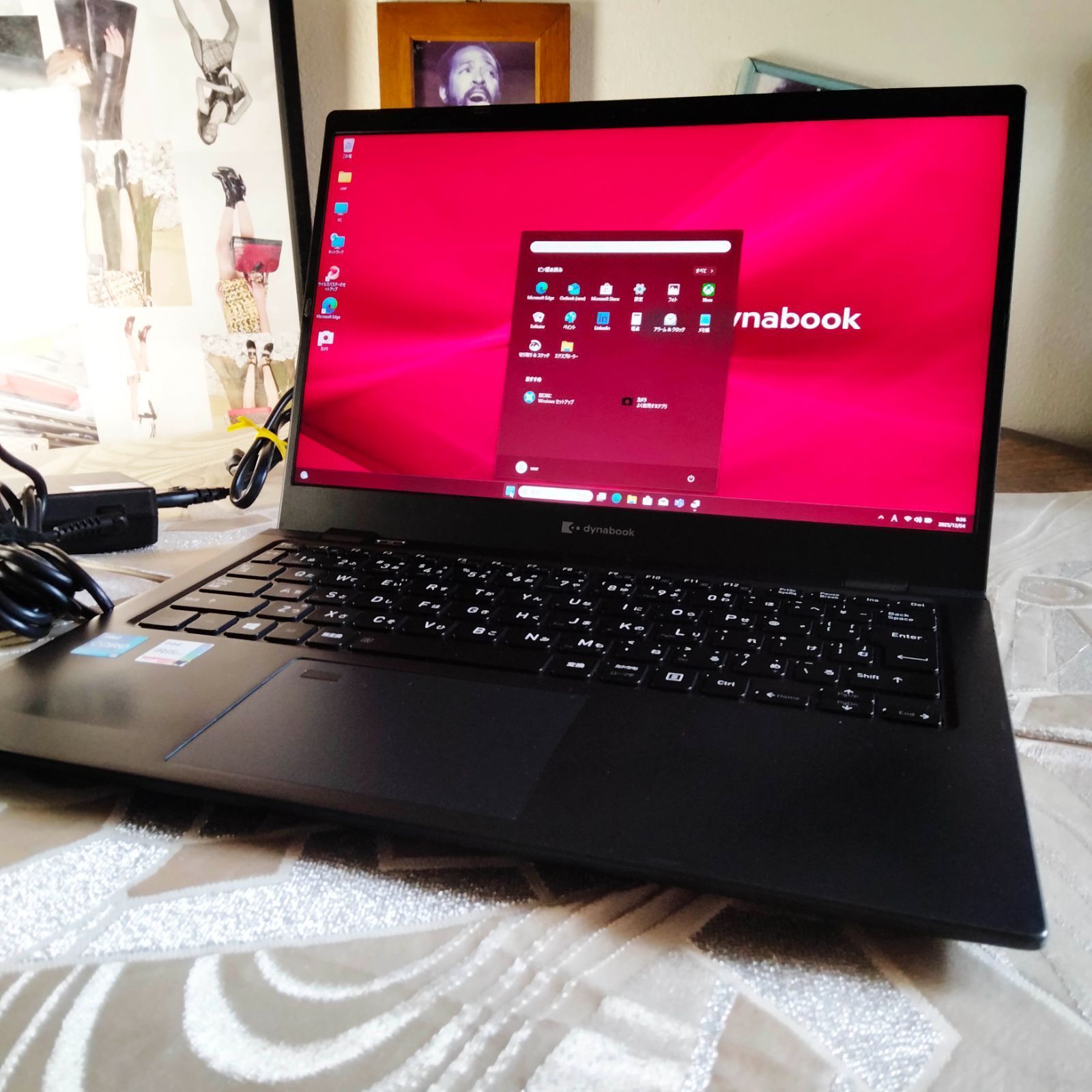 東芝 13 inch 1920*1080 11世代 i 5 256 G SSD 83 HS TPF 02