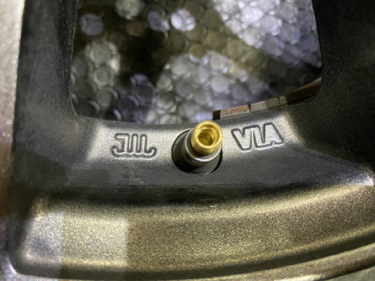 設計 ヴォクシー等