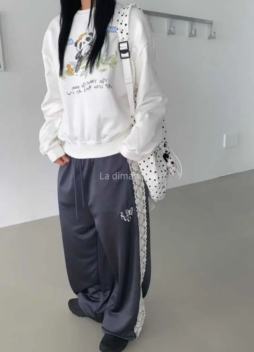 ローズトレーナーパンツ ブラック タグ付き ビニールそのまま