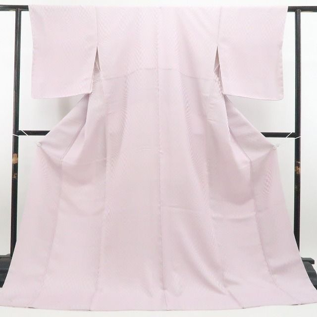 仕付け糸付”粋な市松を頼りに 柔らかな色を楽しむ”お召