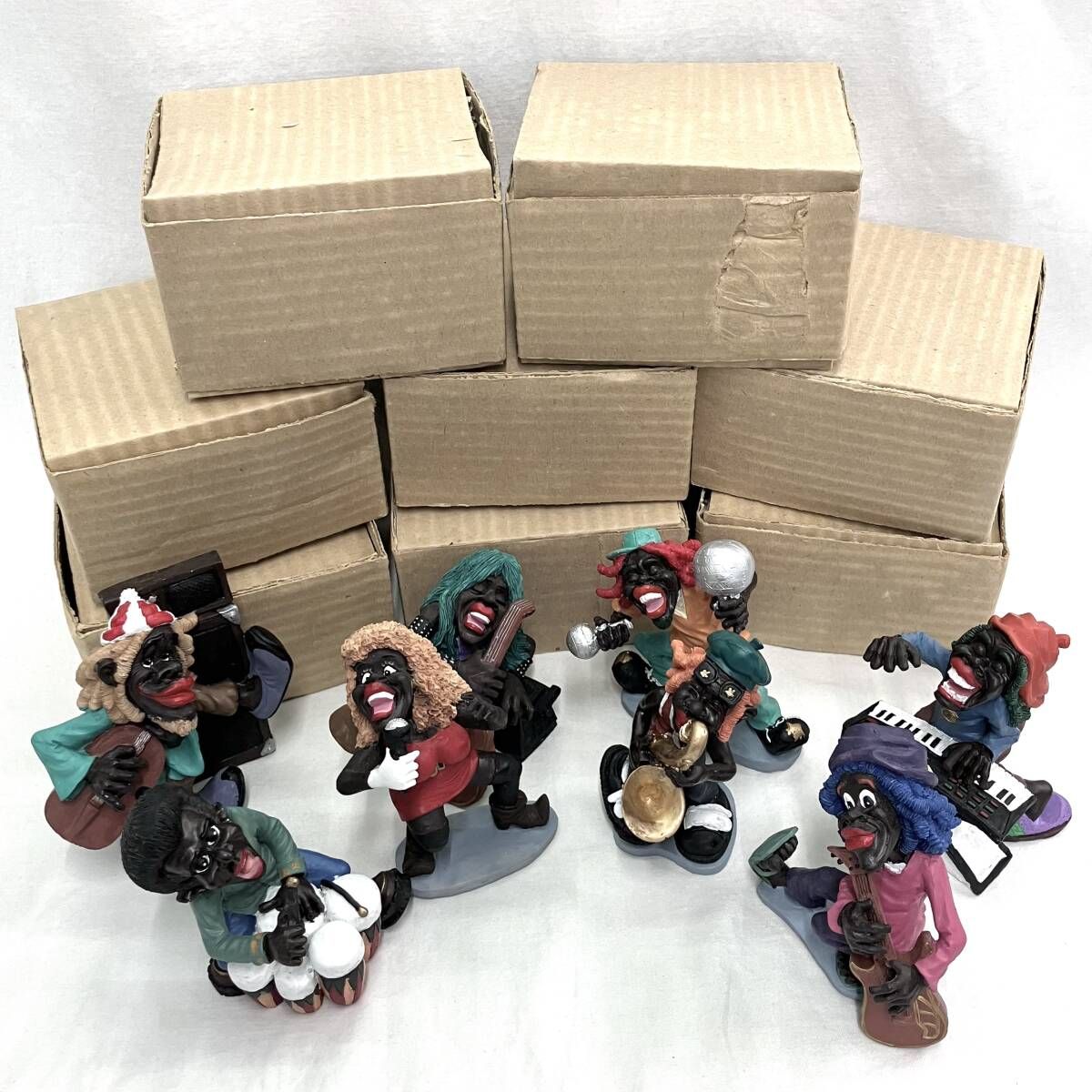 バンドフィギュア 8体セット 楽器 置物 インテリア 音楽 サックス ボーカル ギター ベース 太鼓 マラカス キーボード