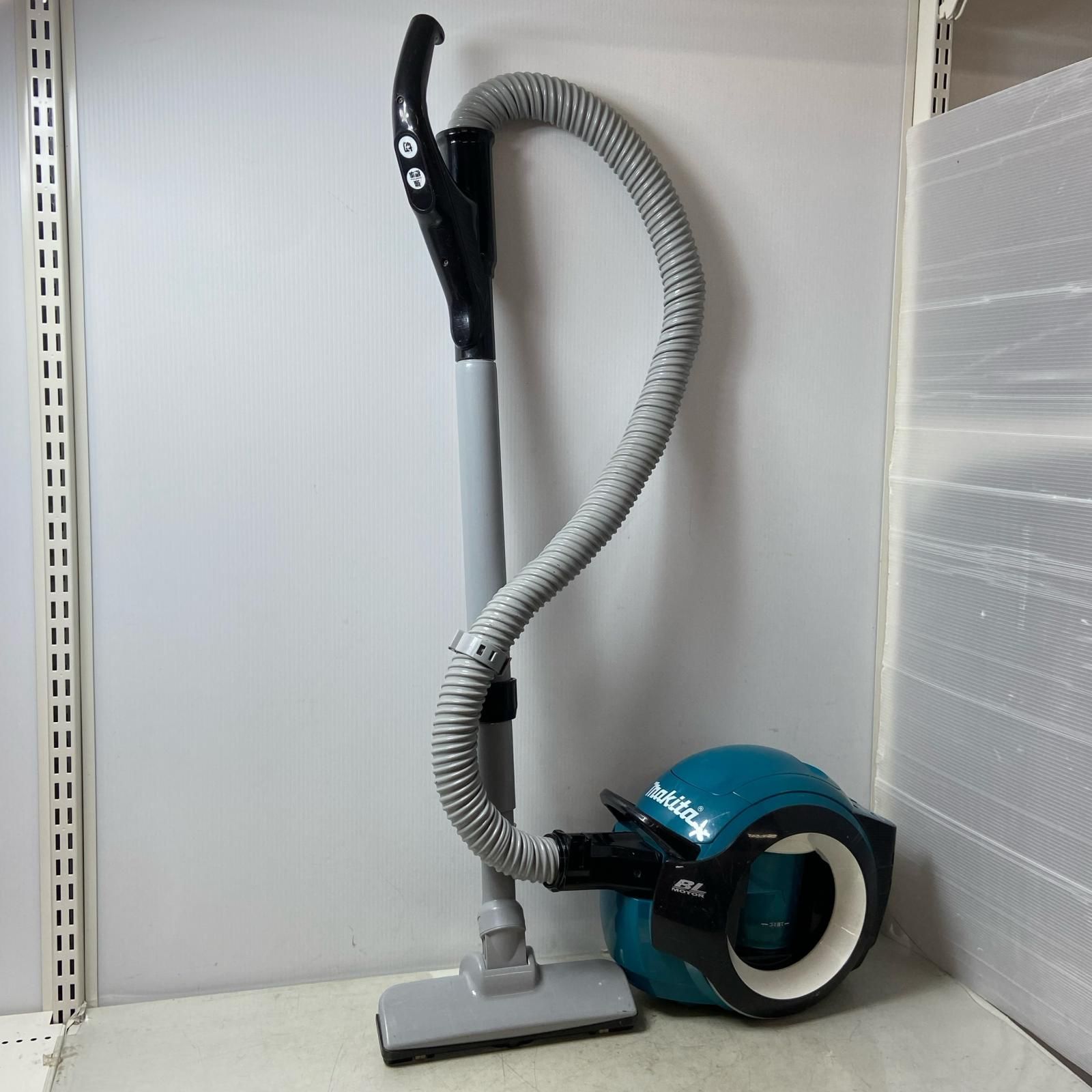 ΦΦMAKITA マキタ 18 V 充電式サイクロンクリーナ CL 501 D ブルー