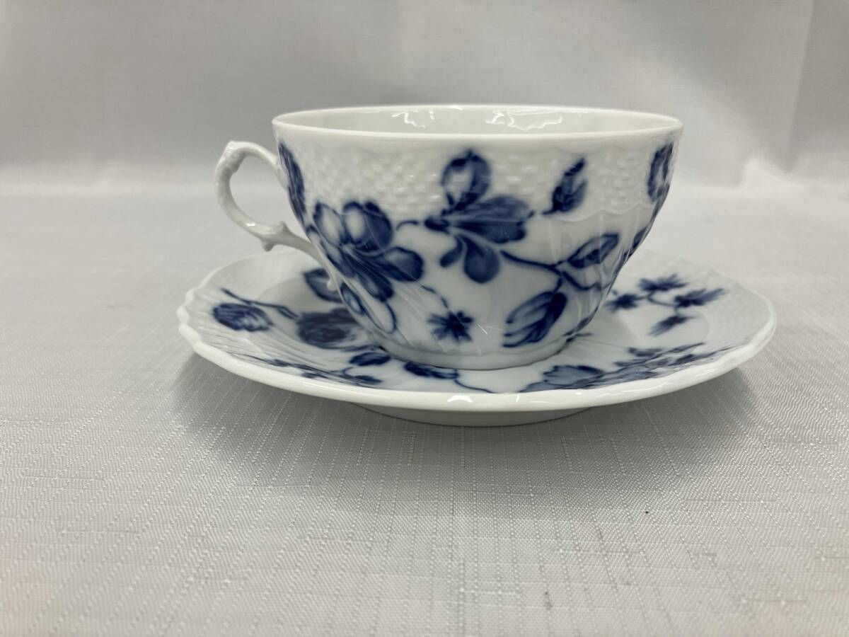 カップ ソーサー