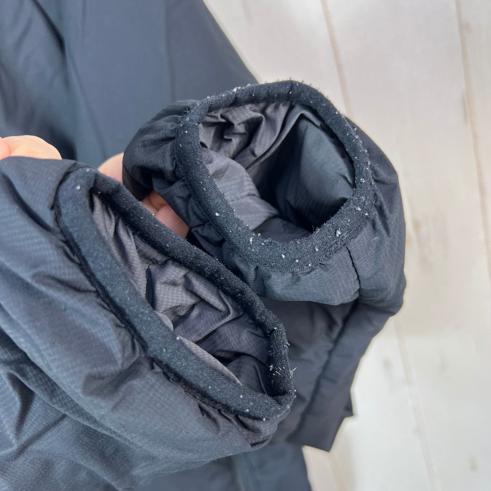 Men s M ブラック系 Mountain Hardwear マウンテンハードウェア コア ストラータ フーディ Kor Strata Hoody ナイロン ウェア トップス アウター ジャケット 化繊インサレーション プリマロ ジャケット アウター 登山ウェア アウトドアウェア