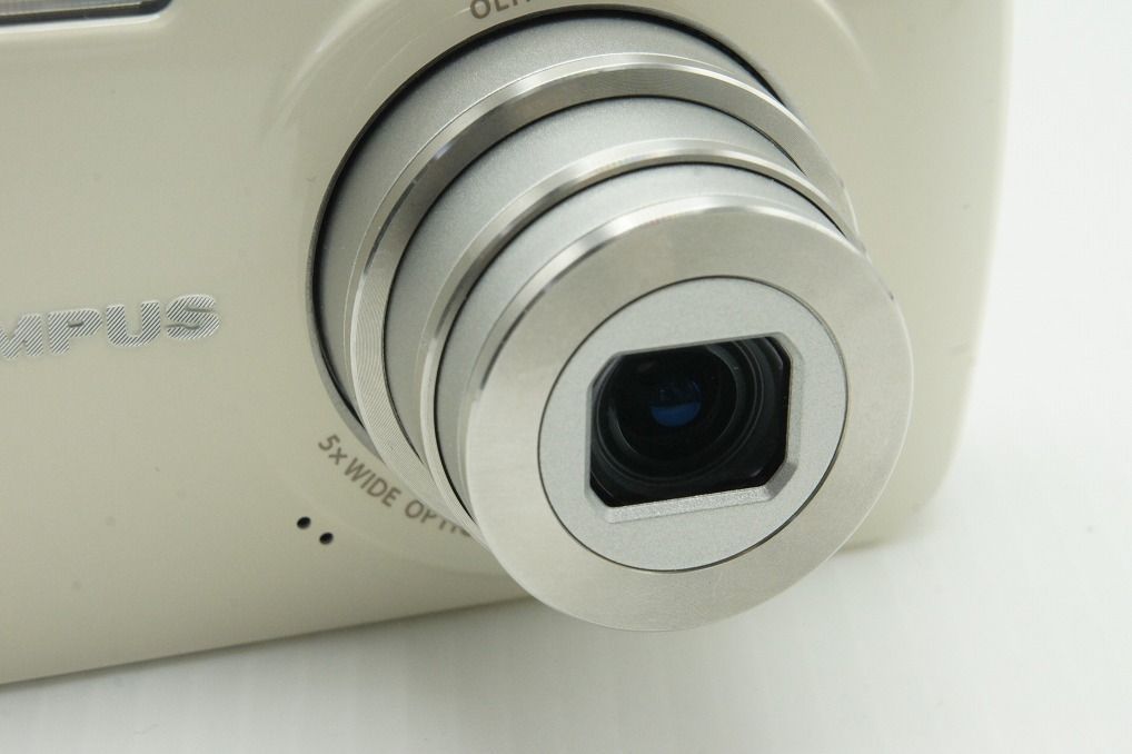 OLYMPUS オリンパス VH-210 コンパクトデジタルカメラ ホワイト
