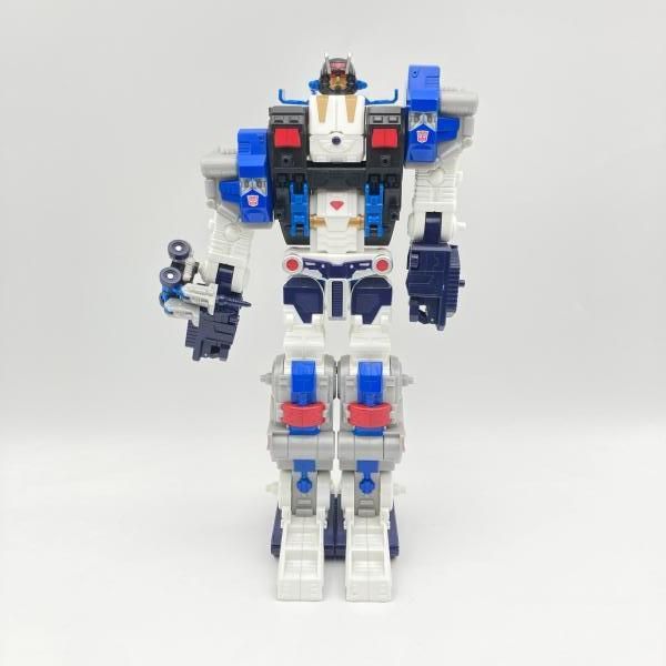 未開封　タカラトミー　メガロコンボイ　GC-23 Amazon.co.jp: トランスフォーマー メガロコンボイ GC-23 : おもちゃ